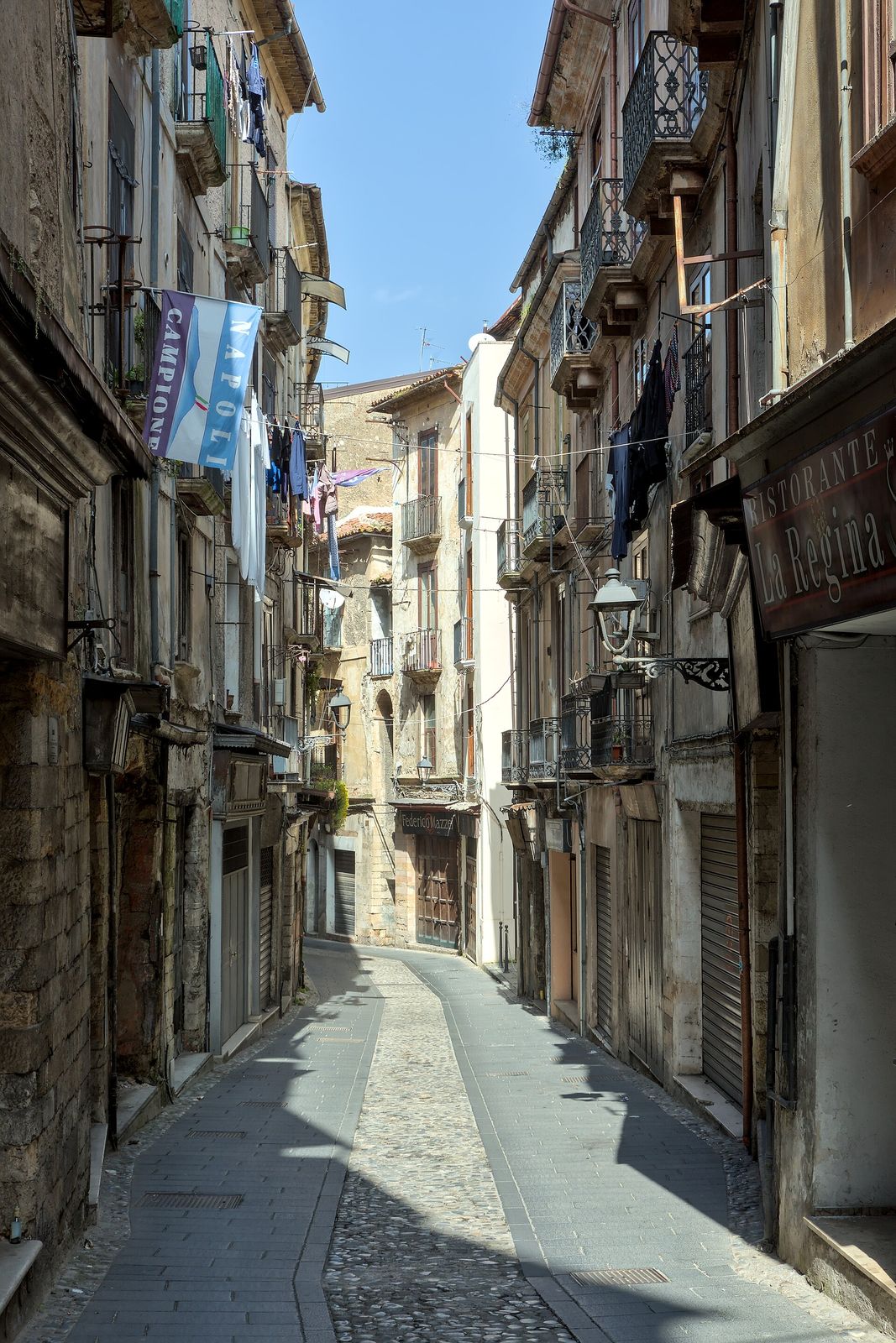 Corso Telesio, la strada principale del centro storico di Cosenza